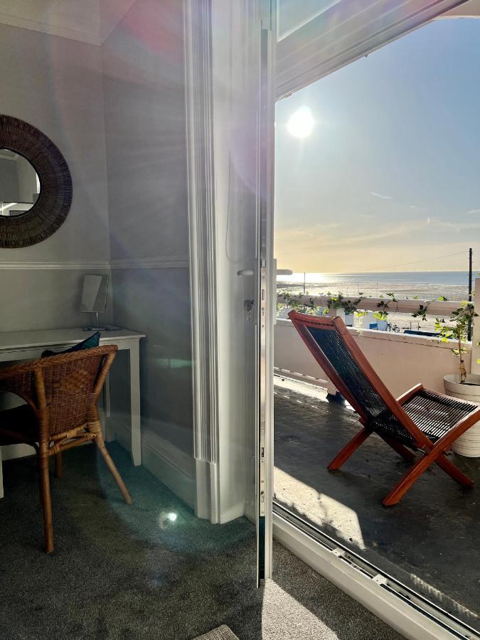 Apartament A View Of The Bay- Panoramic Sea Views- Sleeps 4 Westgate-on-Sea Zewnętrze zdjęcie