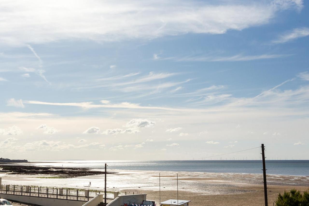 Apartament A View Of The Bay- Panoramic Sea Views- Sleeps 4 Westgate-on-Sea Zewnętrze zdjęcie