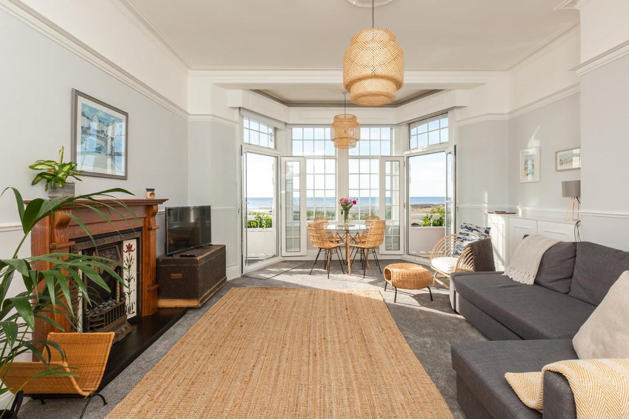 Apartament A View Of The Bay- Panoramic Sea Views- Sleeps 4 Westgate-on-Sea Zewnętrze zdjęcie