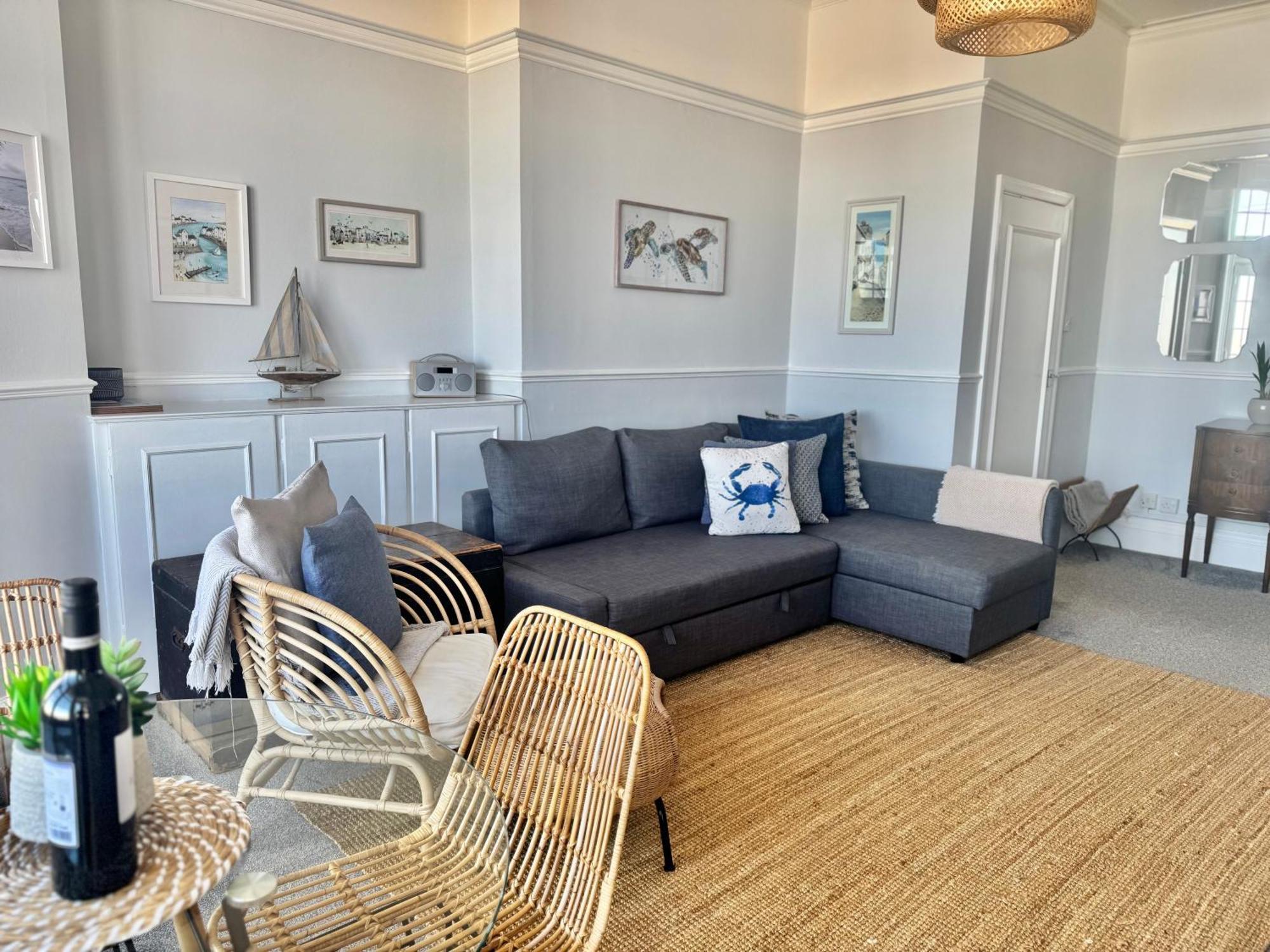 Apartament A View Of The Bay- Panoramic Sea Views- Sleeps 4 Westgate-on-Sea Zewnętrze zdjęcie